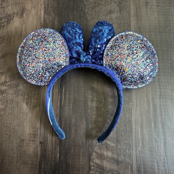 Disney Parks 2020 Blue Glitter Sapphire Sparkle Sequin Bow Minnie Ears Headband - Picture 3 of 3